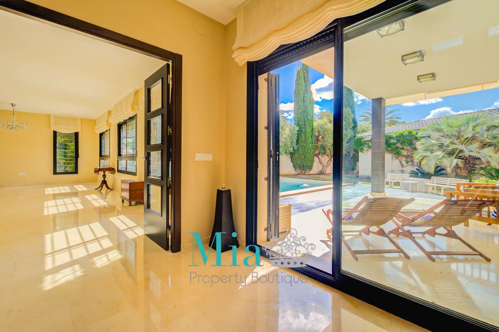 5 slaapkamer Villa te koop in Alicante stad - € 1.199.000 (Ref: 8997339)