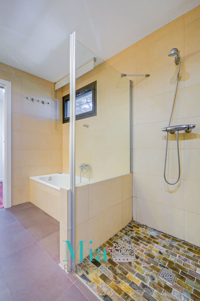 5 slaapkamer Villa te koop in Alicante stad - € 1.199.000 (Ref: 8997339)