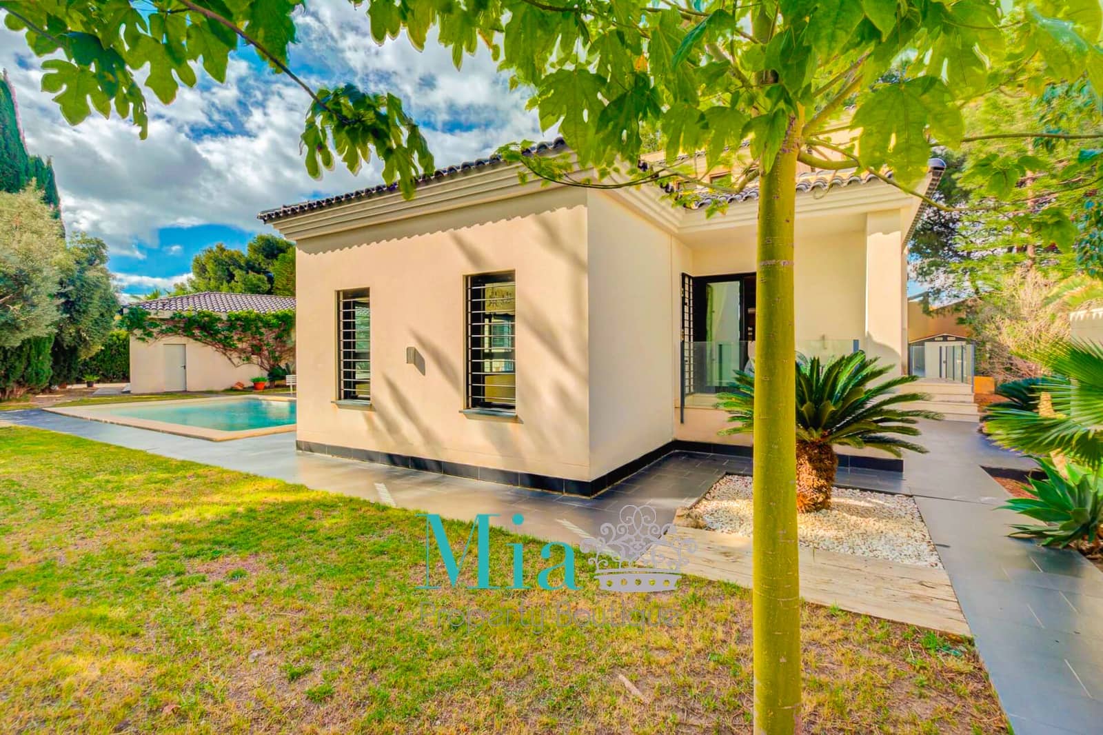 5 slaapkamer Villa te koop in Alicante stad - € 1.199.000 (Ref: 8997339)