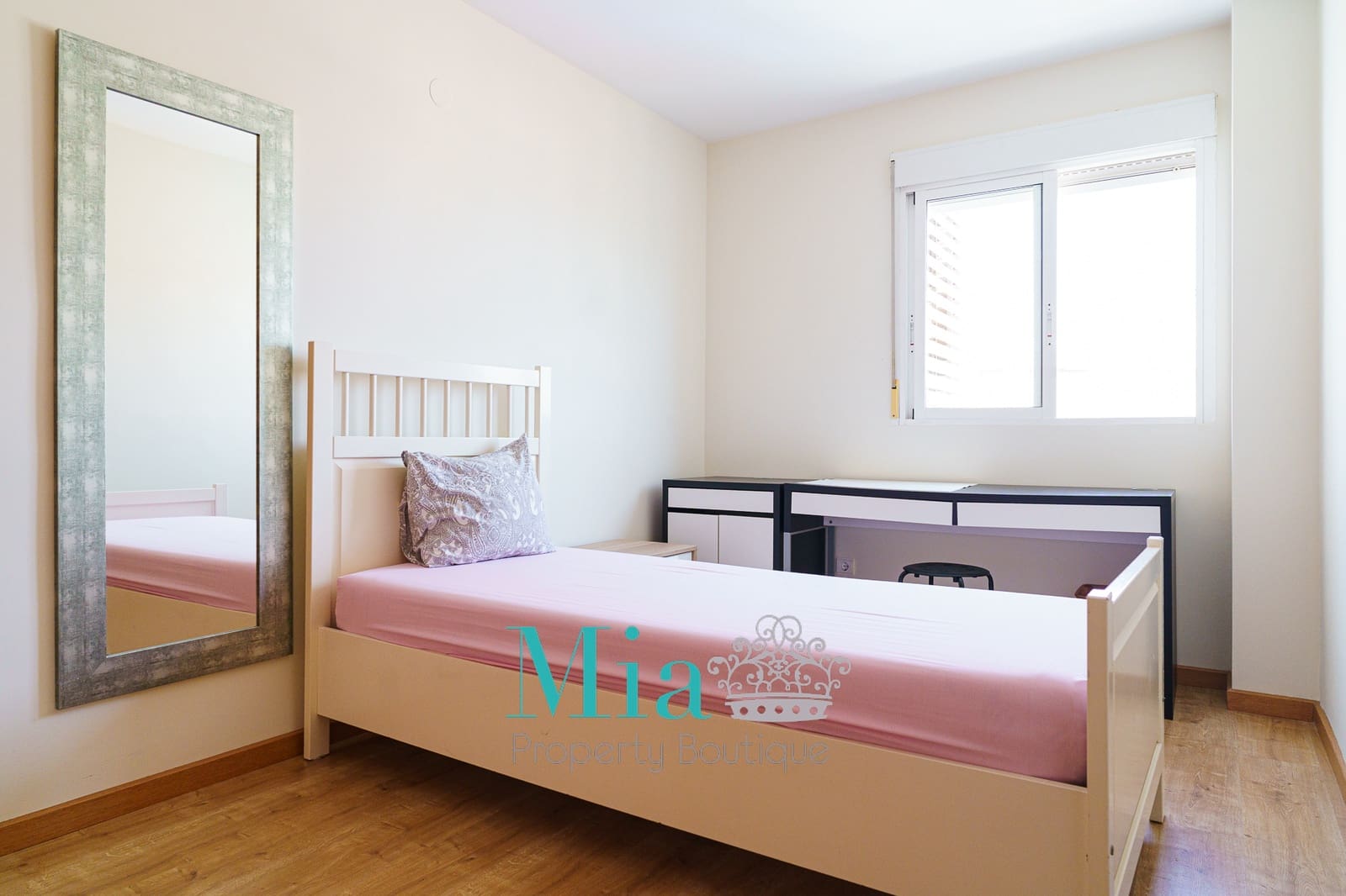 4 sypialnia Apartament na sprzedaż w Miasto Alicante / Alacant z basenem garażem - 359 000 € (Ref: 9072303)