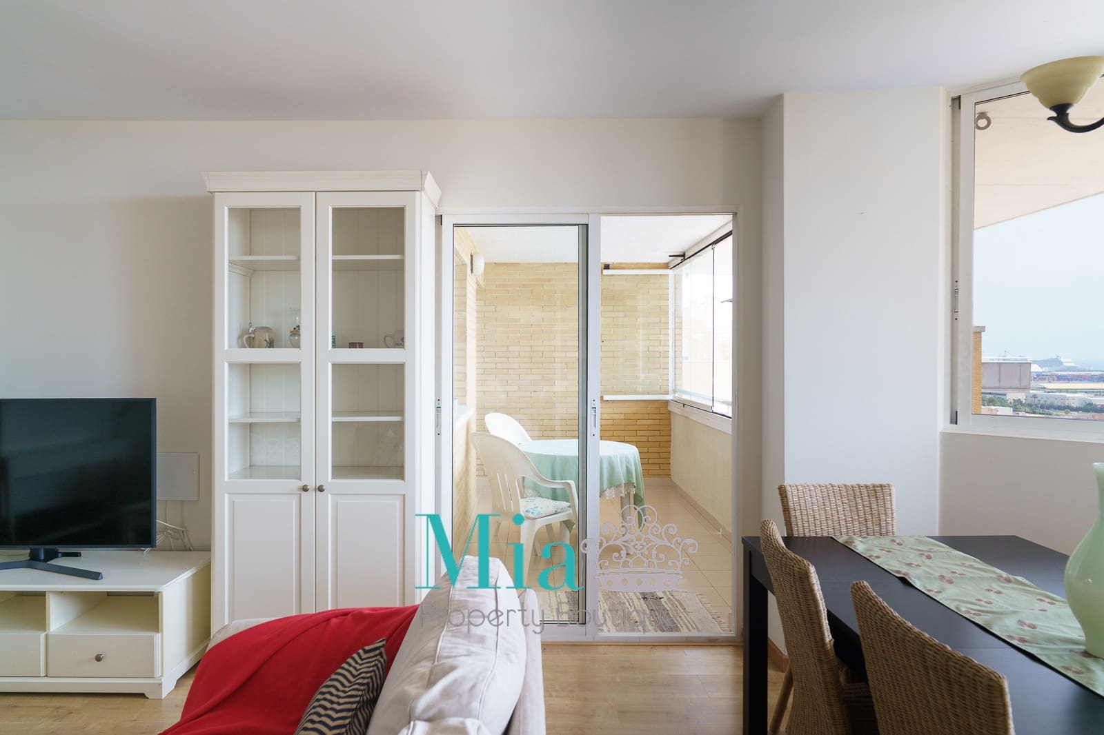 4 sypialnia Apartament na sprzedaż w Miasto Alicante / Alacant z basenem garażem - 359 000 € (Ref: 9072303)