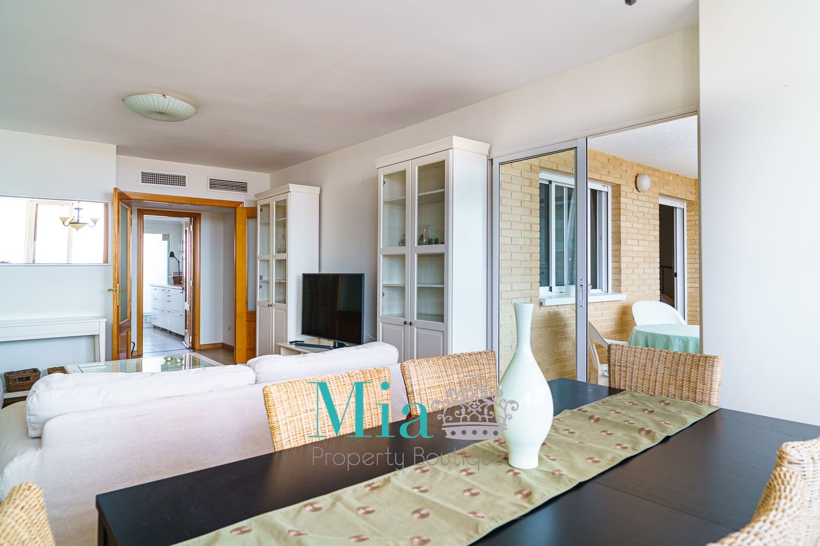 4 sypialnia Apartament na sprzedaż w Miasto Alicante / Alacant z basenem garażem - 359 000 € (Ref: 9072303)