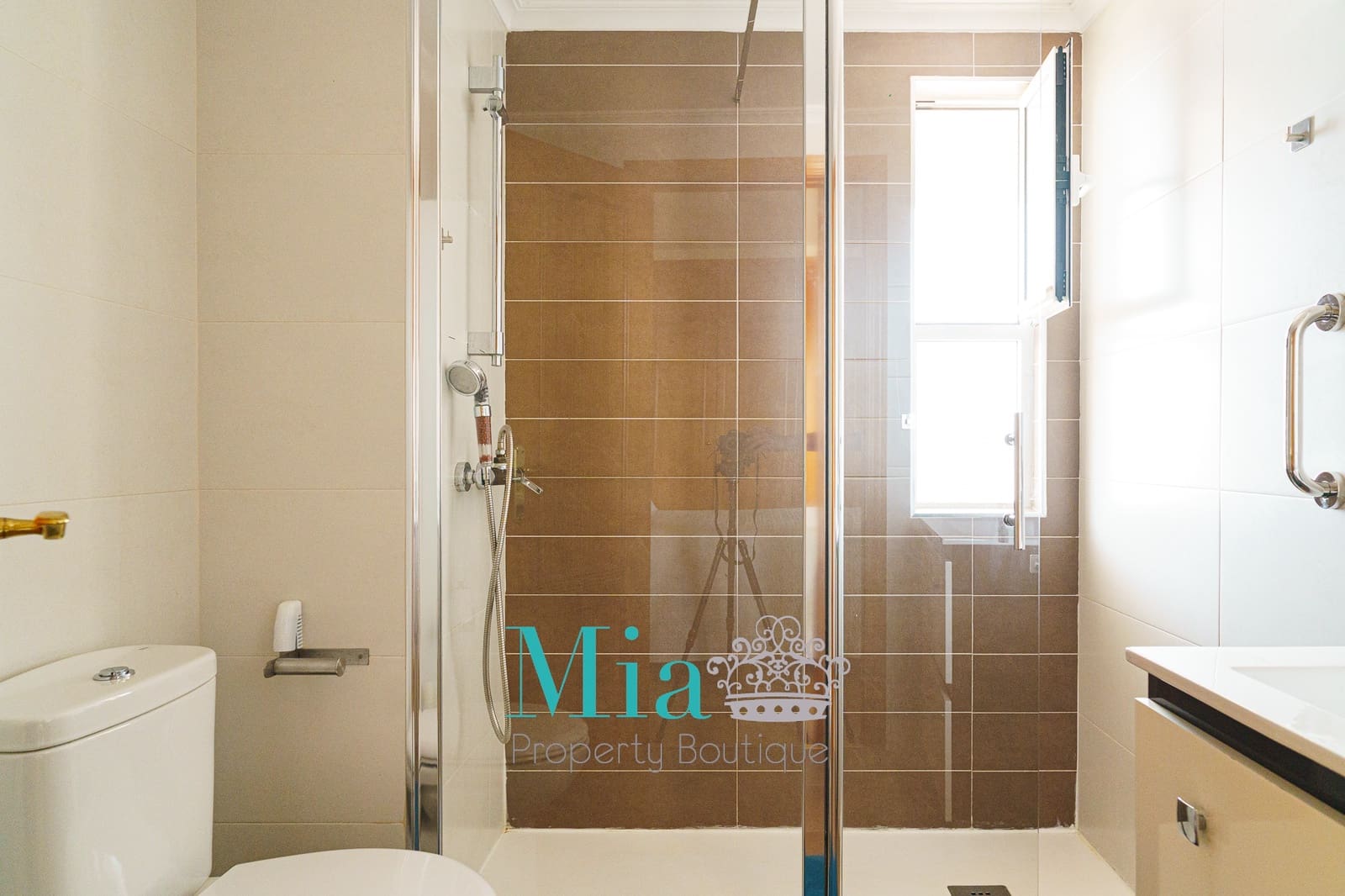 4 sypialnia Apartament na sprzedaż w Miasto Alicante / Alacant z basenem garażem - 359 000 € (Ref: 9072303)