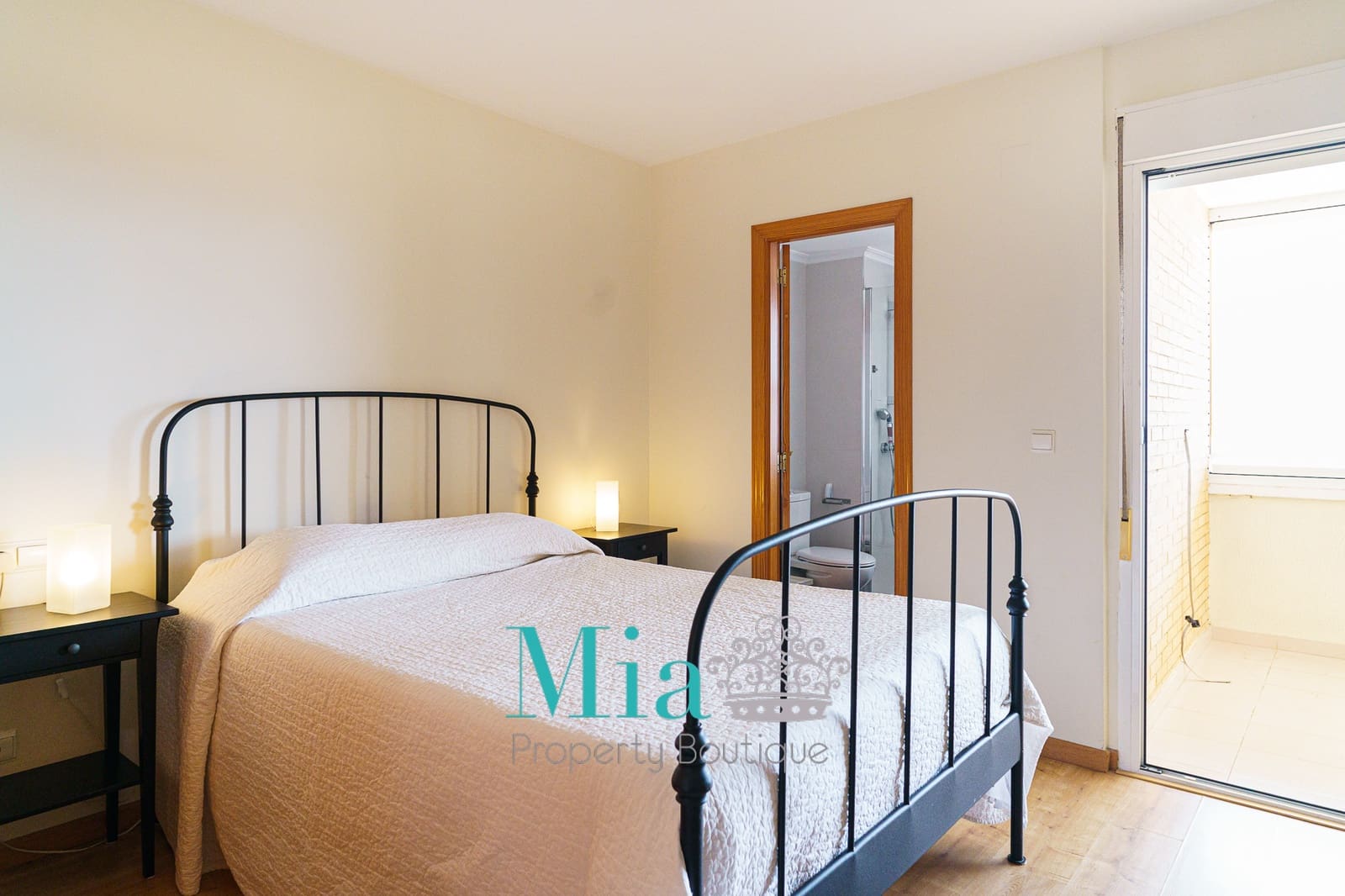 4 sypialnia Apartament na sprzedaż w Miasto Alicante / Alacant z basenem garażem - 359 000 € (Ref: 9072303)