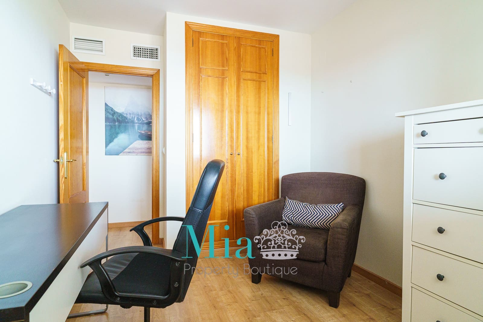 4 sypialnia Apartament na sprzedaż w Miasto Alicante / Alacant z basenem garażem - 359 000 € (Ref: 9072303)