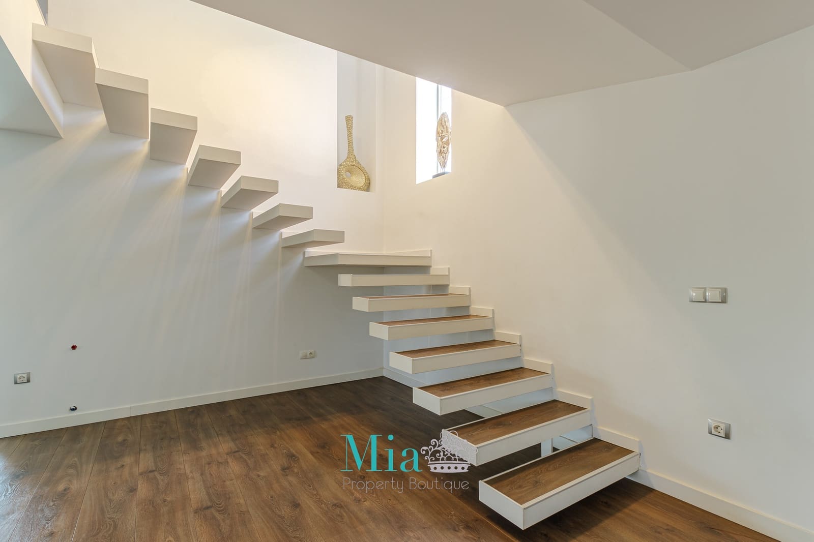 3 soveværelse Villa til leje i San Juan de Alicante / Sant Joan d'Alacant med swimmingpool garage - € 3.500 (Ref: 9137494)