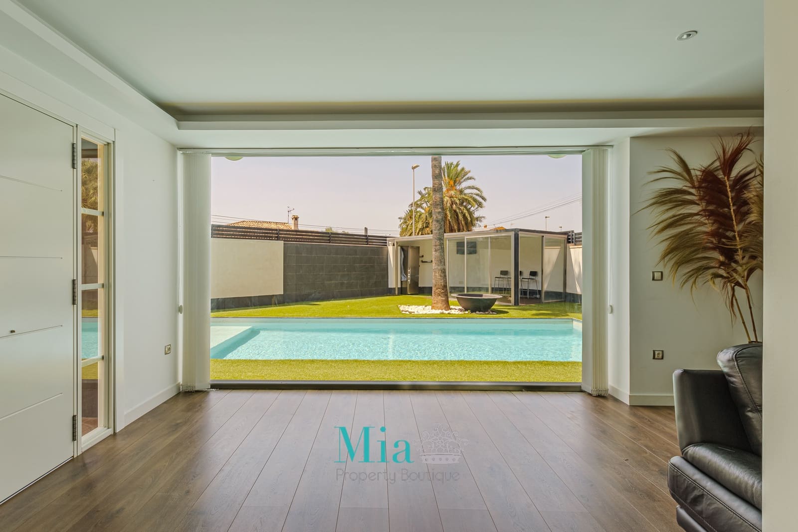 3 soveværelse Villa til leje i San Juan de Alicante / Sant Joan d'Alacant med swimmingpool garage - € 3.500 (Ref: 9137494)