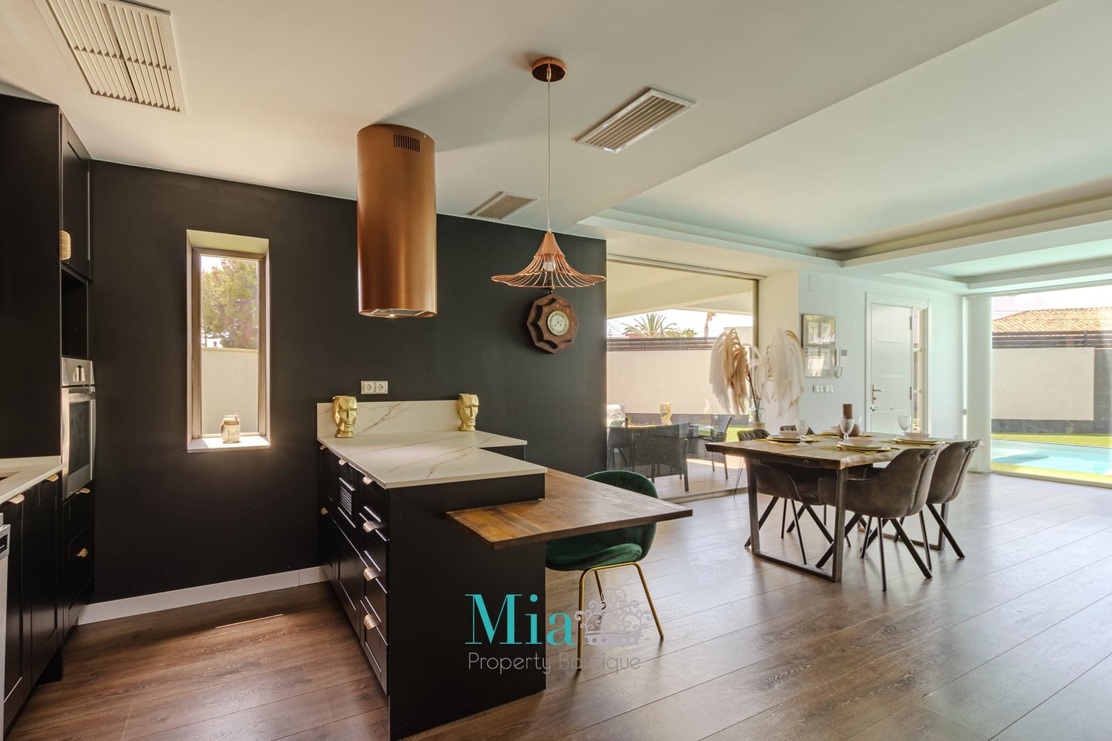 3 soveværelse Villa til leje i San Juan de Alicante / Sant Joan d'Alacant med swimmingpool garage - € 3.500 (Ref: 9137494)