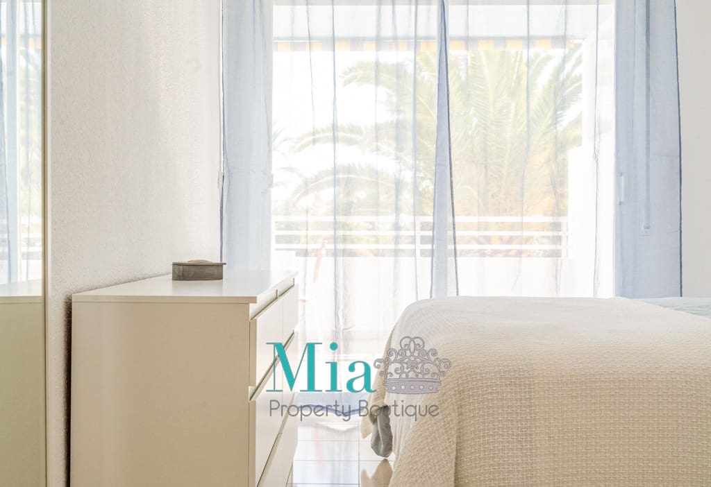 1 slaapkamer Appartement te huur in La Villajoyosa / Vila Joiosa met zwembad - € 1.000 (Ref: 9189809)