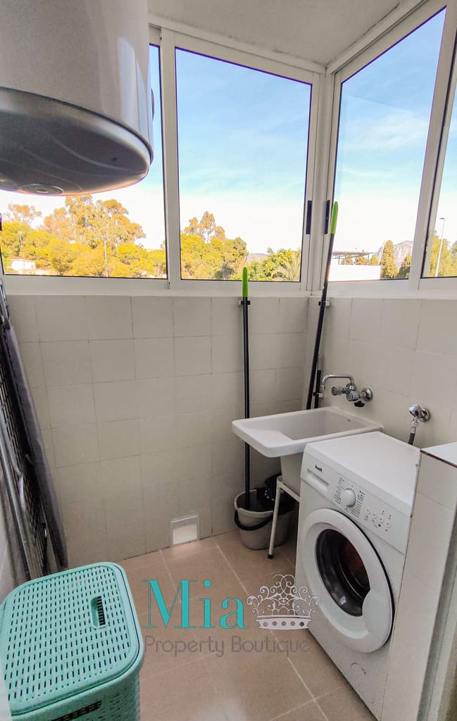 1 slaapkamer Appartement te huur in La Villajoyosa / Vila Joiosa met zwembad - € 1.000 (Ref: 9189809)