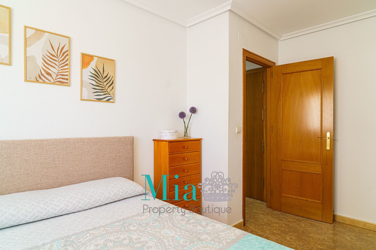 Appartement de 2 chambres à louer à Arenales del Sol - 800 € (Ref: 9189844)