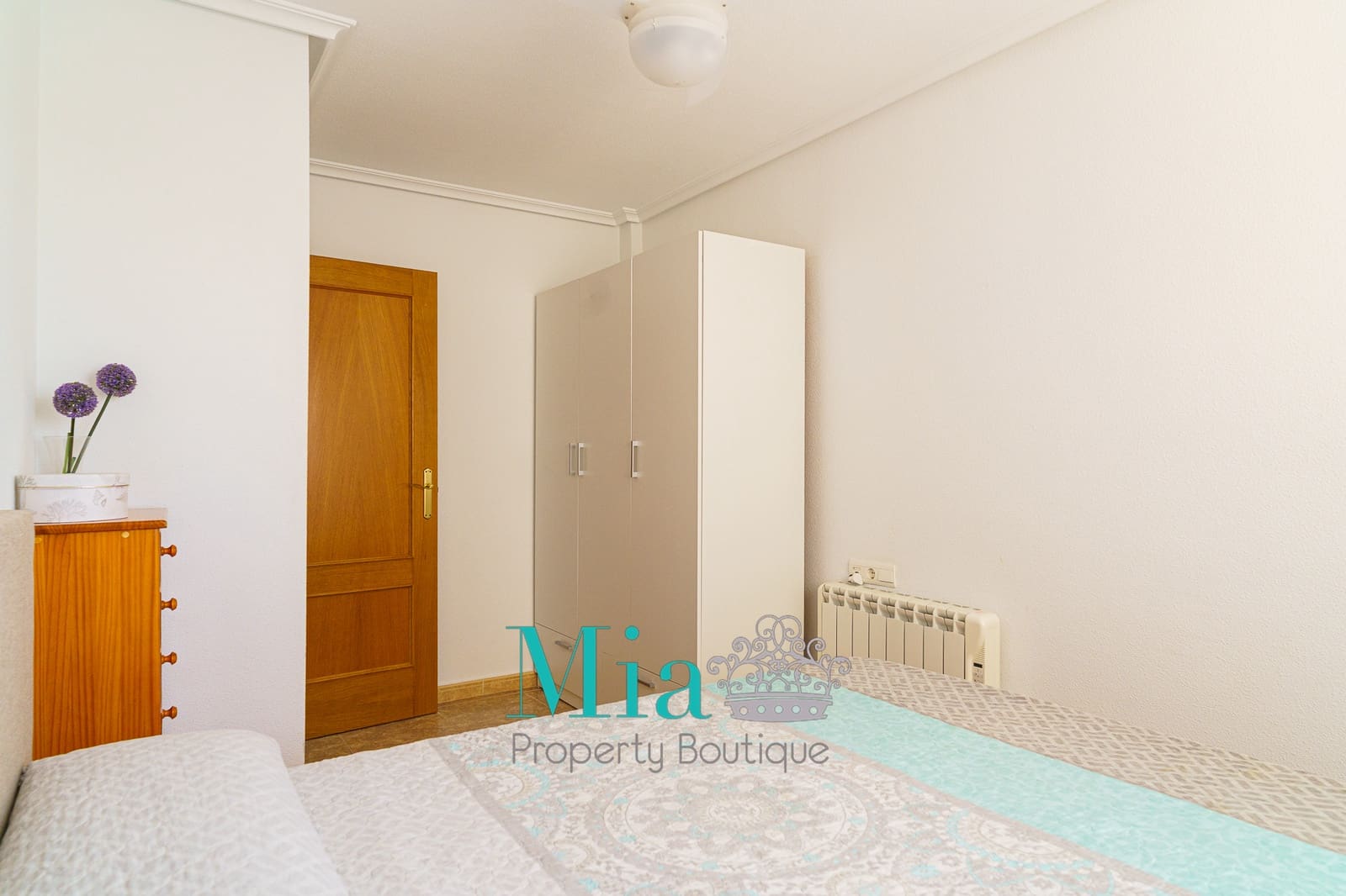 Appartement de 2 chambres à louer à Arenales del Sol - 800 € (Ref: 9189844)