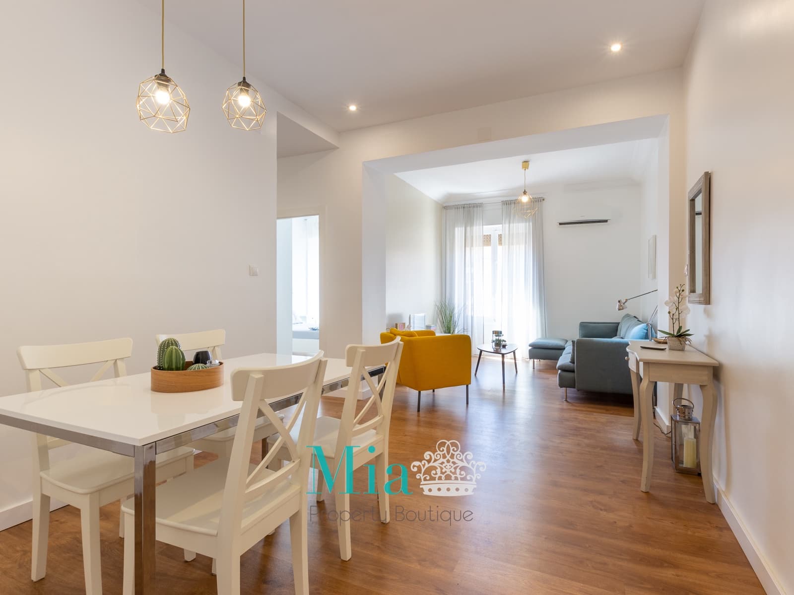 2 soverom Leilighet til leie i Alicante by - € 1 000 (Ref: 9215702)