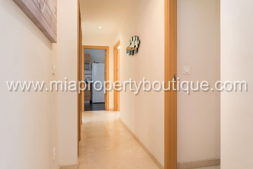 3 sovrum Lägenhet till salu i Alicante stad med pool garage - 339 000 € (Ref: 9215735)