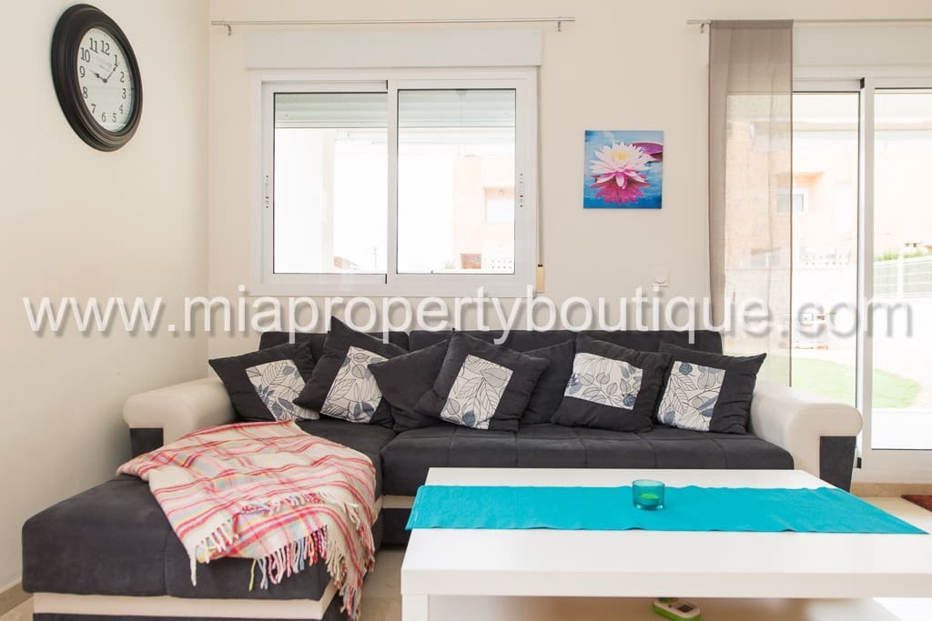 3 sovrum Lägenhet till salu i Alicante stad med pool garage - 339 000 € (Ref: 9215735)