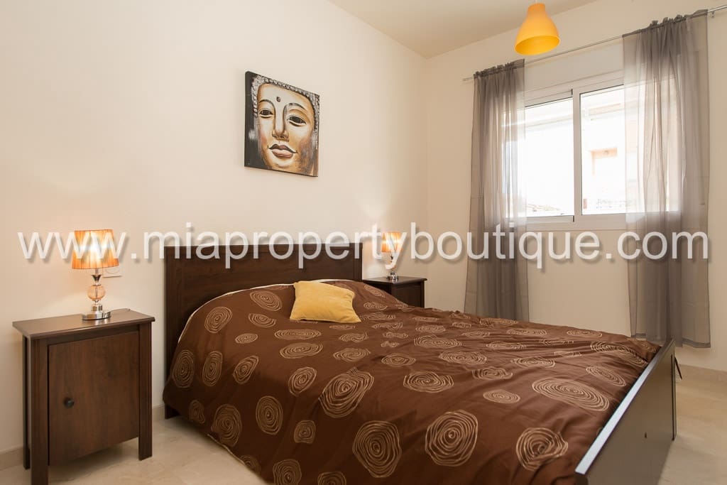 3 sovrum Lägenhet till salu i Alicante stad med pool garage - 339 000 € (Ref: 9215735)