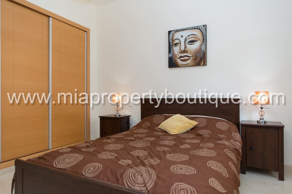 3 sovrum Lägenhet till salu i Alicante stad med pool garage - 339 000 € (Ref: 9215735)