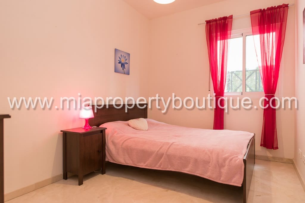 3 sovrum Lägenhet till salu i Alicante stad med pool garage - 339 000 € (Ref: 9215735)