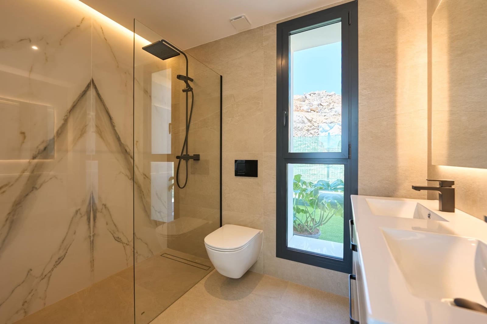 3 bedroom Villa for sale in Alfaz del Pi / L'Alfas del Pi with pool garage - € 814,000 (Ref: 8567548)