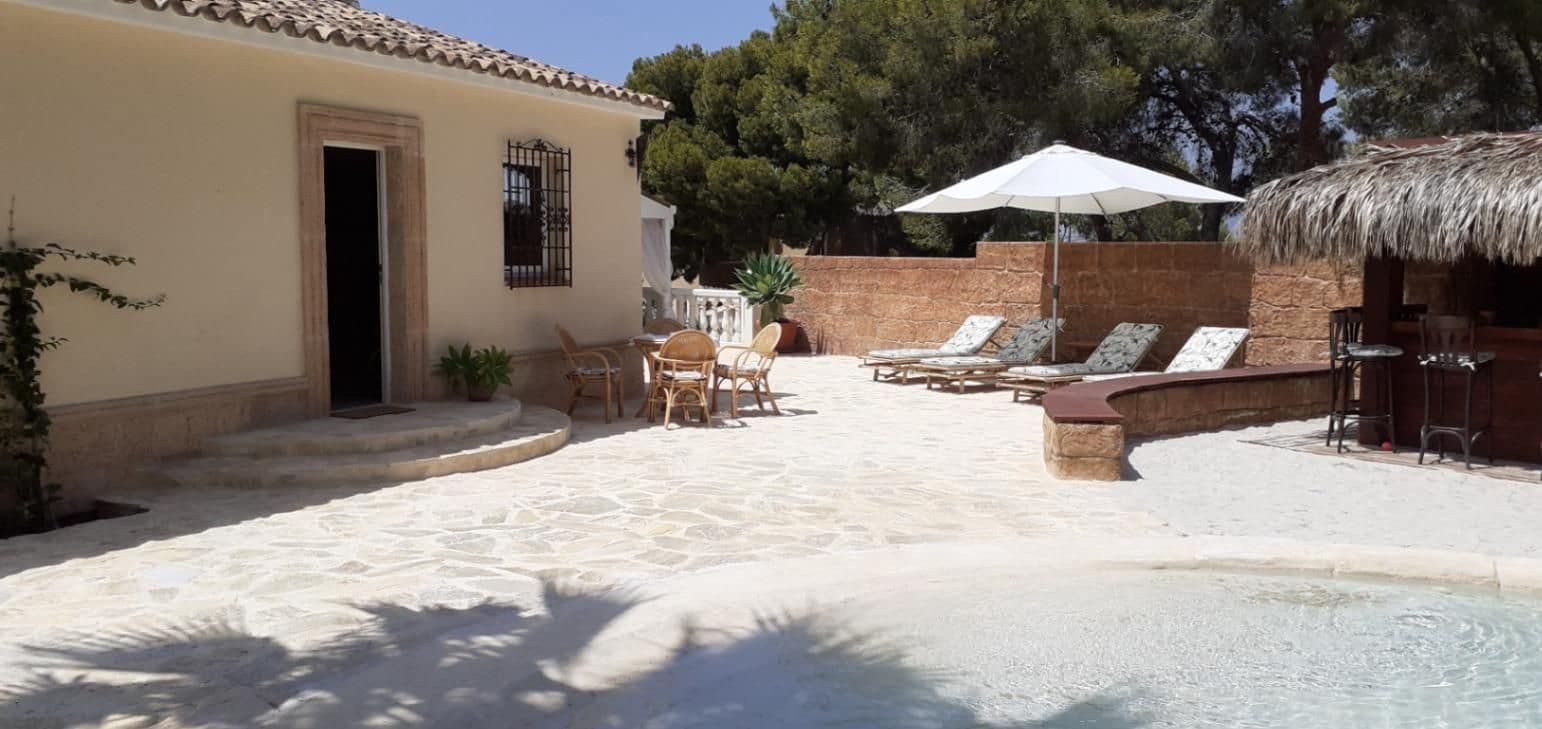 3 soveværelse Villa til salg i Albir med swimmingpool - € 795.000 (Ref: 8567549)