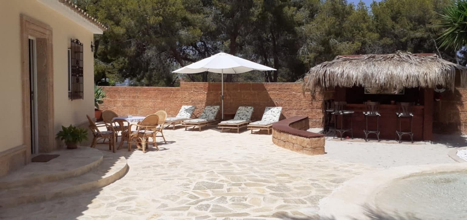 3 soveværelse Villa til salg i Albir med swimmingpool - € 795.000 (Ref: 8567549)