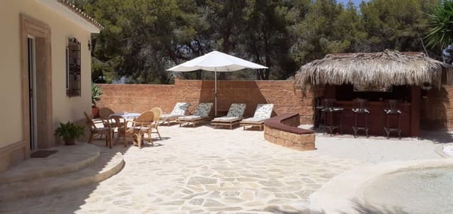 3 soveværelse Villa til salg i Albir, Alfaz del Pi / L'Alfàs del Pi med swimmingpool - € 795.000 (Ref: 8567549)