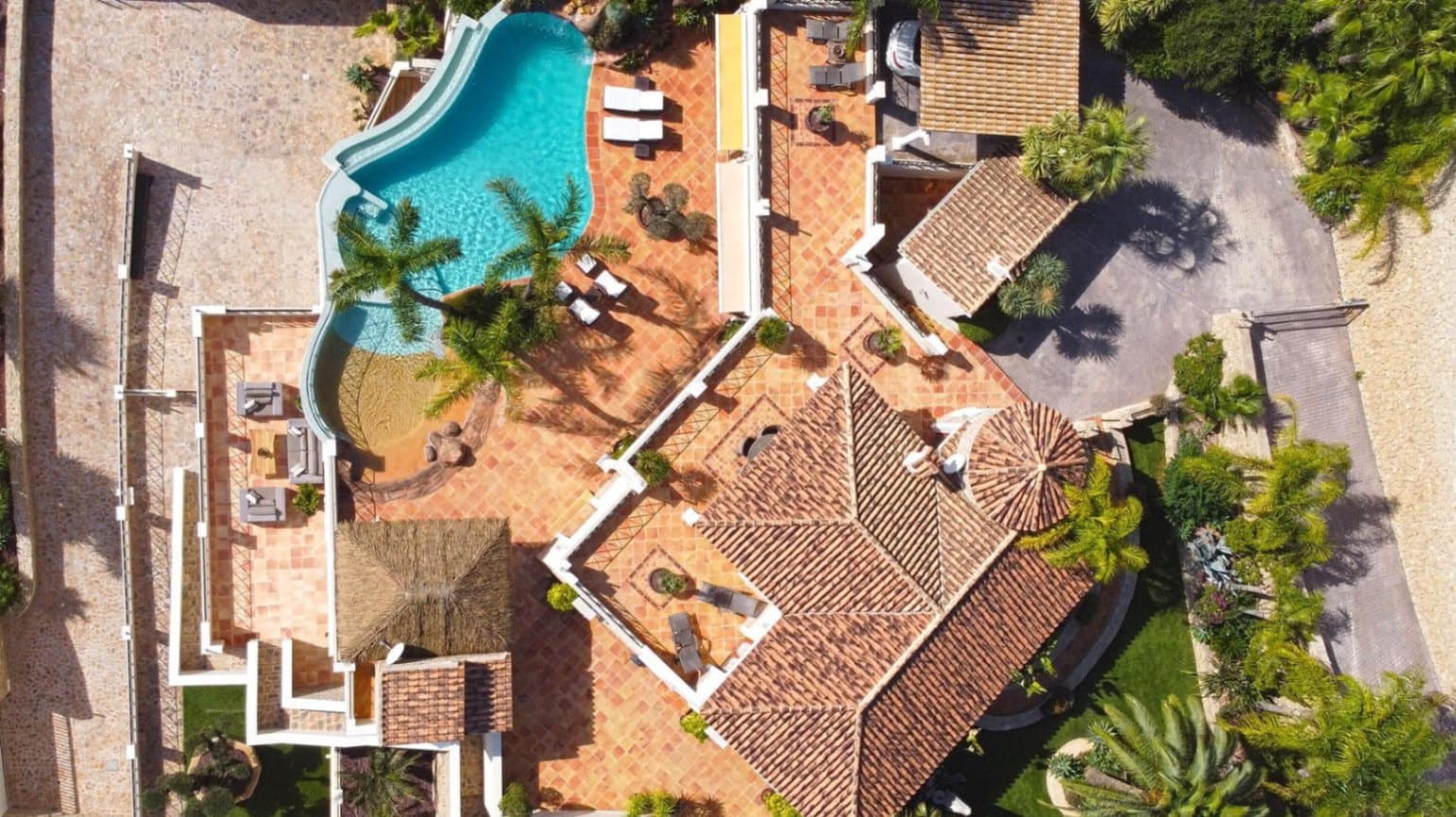 5 chambre Villa/Maison à vendre à Calpe / Calp avec piscine garage - 2 575 000 € (Ref: 8567552)