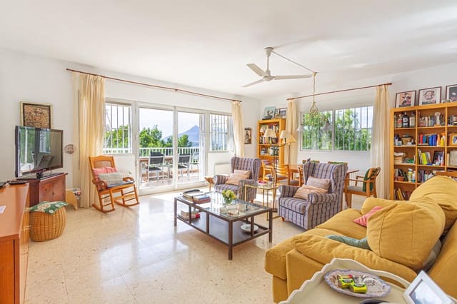 5 slaapkamer Villa te koop in Altea la Vella, Altea met zwembad garage - € 645.000 (Ref: 8568703)