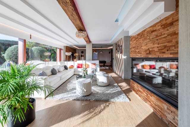 4 quarto Moradia para venda em Calpe / Calp com piscina garagem - 2 520 000 € (Ref: 8787992)