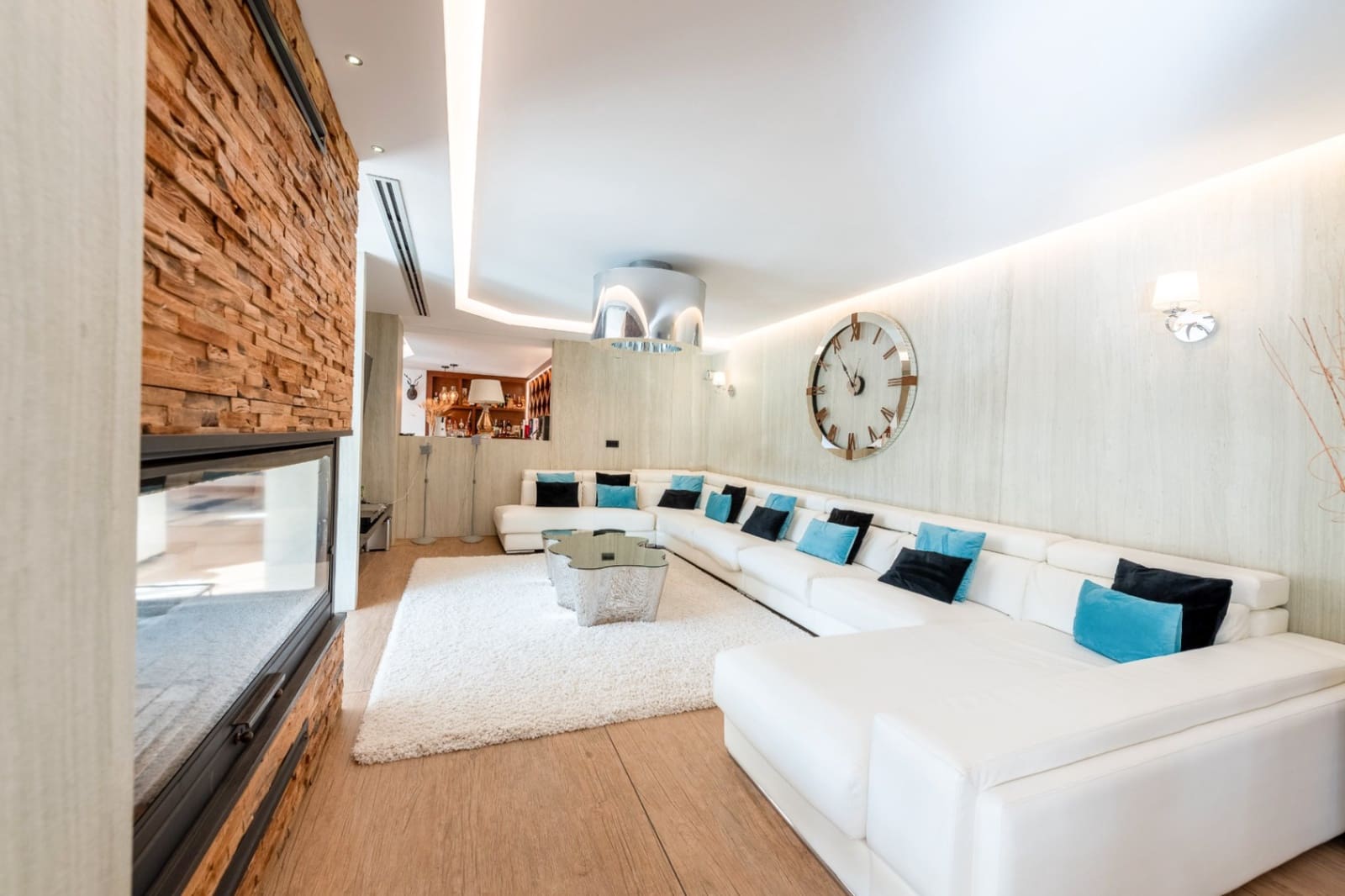 4 bedroom Villa for sale in Calpe / Calp with pool garage - € 2,520,000 (Ref: 8787992)