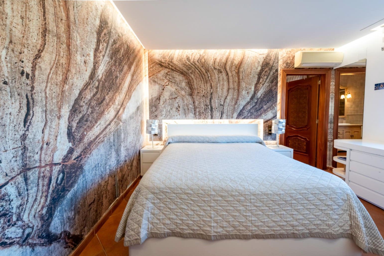 4 bedroom Villa for sale in Calpe / Calp with pool garage - € 2,520,000 (Ref: 8787992)