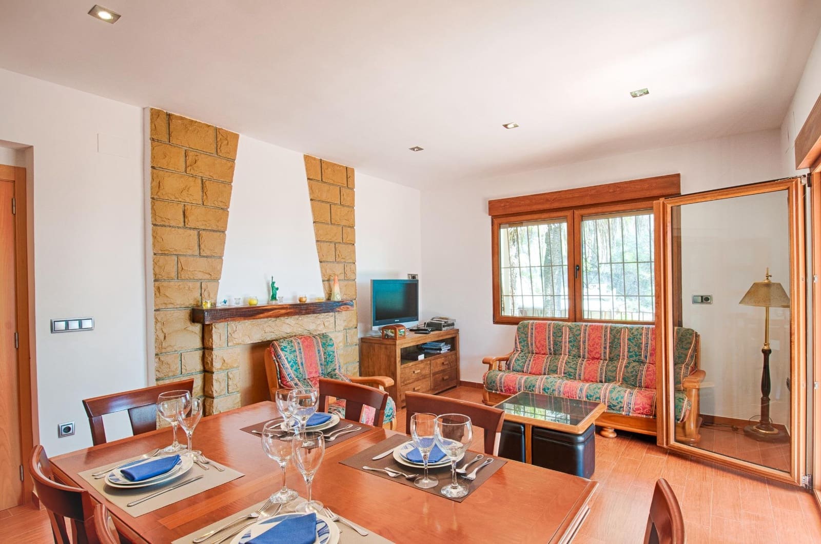 4 soveværelse Finca/Landehus til salg i Turballos med swimmingpool - € 590.000 (Ref: 8891444)