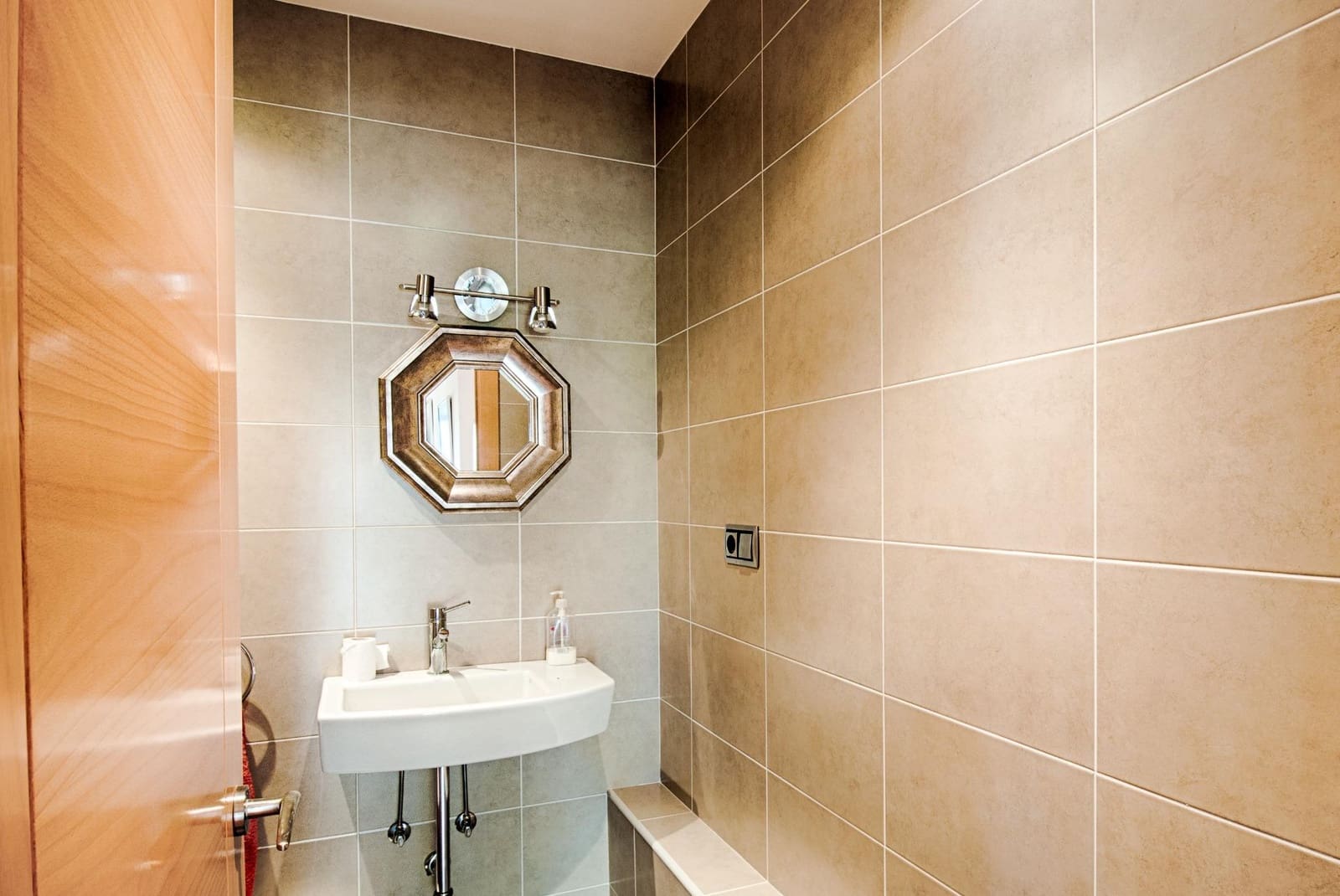 4 soveværelse Finca/Landehus til salg i Turballos med swimmingpool - € 590.000 (Ref: 8891444)