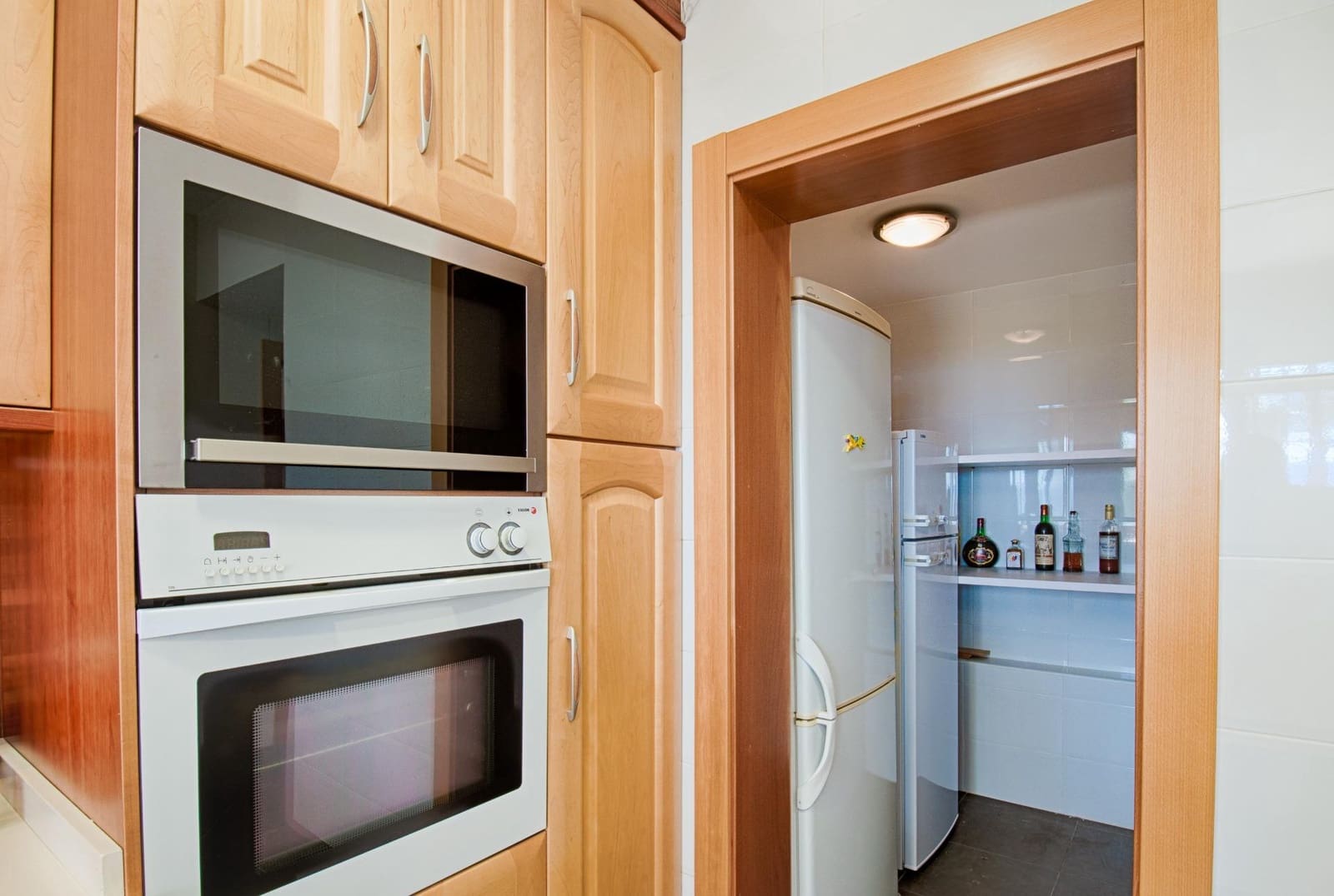 4 soveværelse Finca/Landehus til salg i Turballos med swimmingpool - € 590.000 (Ref: 8891444)