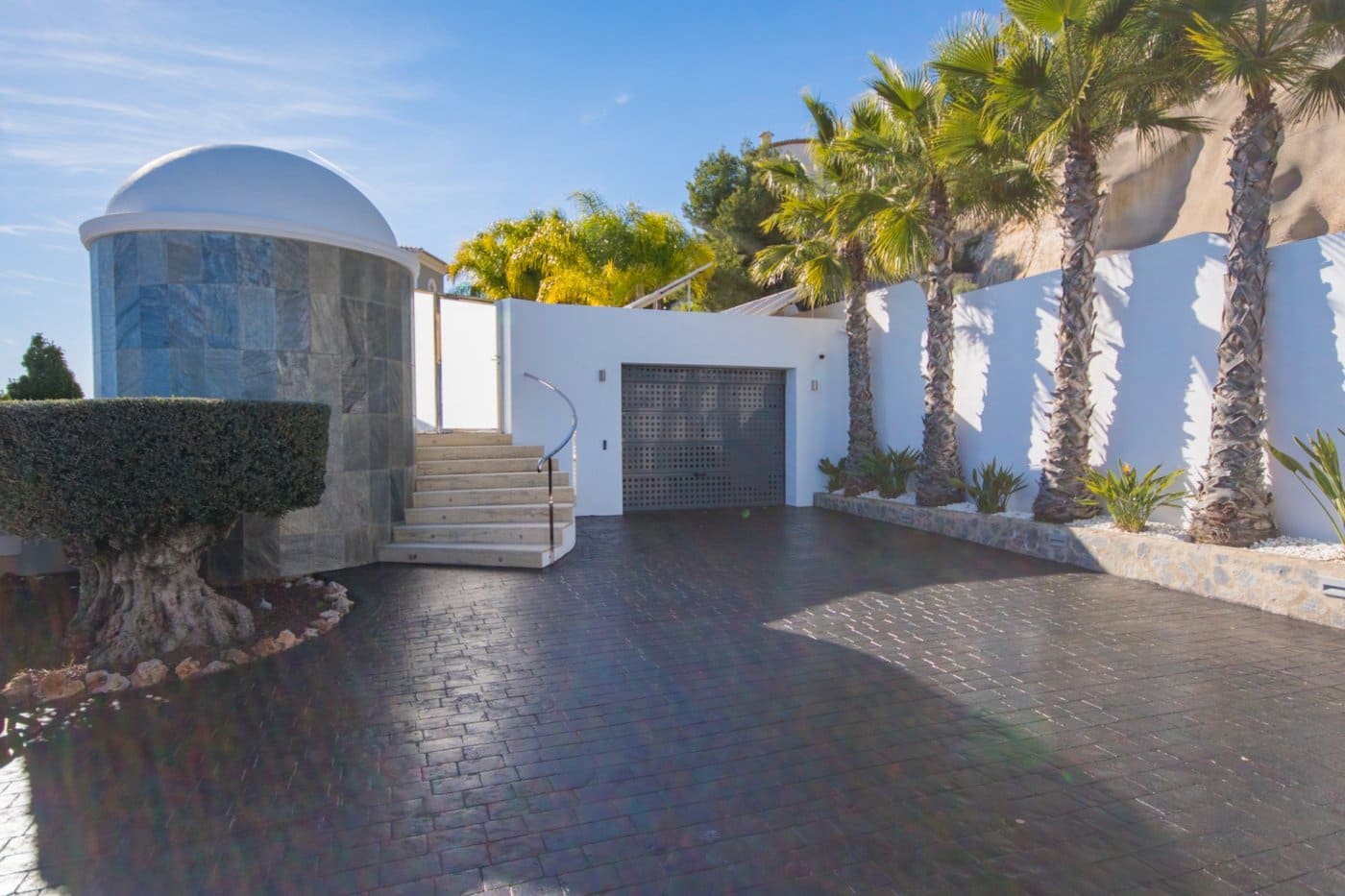 4 bedroom Villa for sale in Benissa with pool - € 1,800,000 (Ref: 8989970)