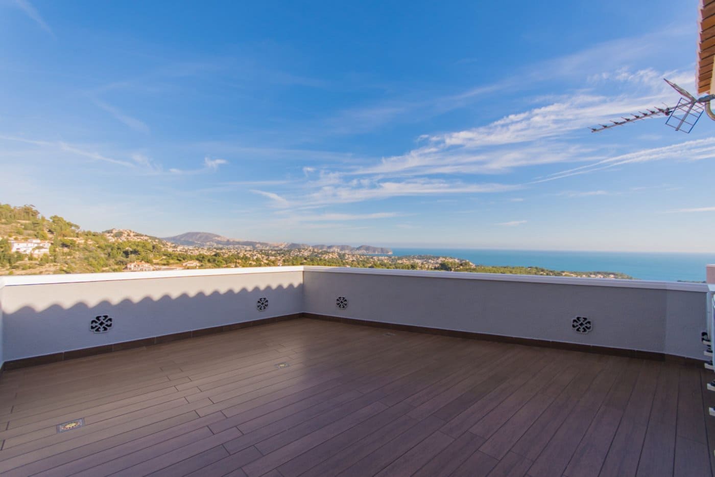 4 bedroom Villa for sale in Benissa with pool - € 1,800,000 (Ref: 8989970)