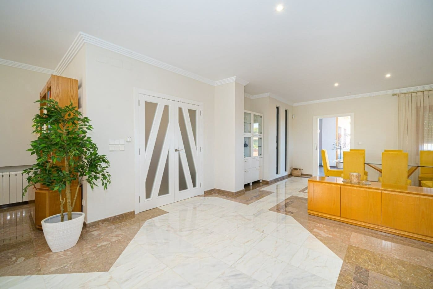 5 quarto Moradia para venda em Calpe / Calp com piscina garagem - 2 200 000 € (Ref: 9003895)