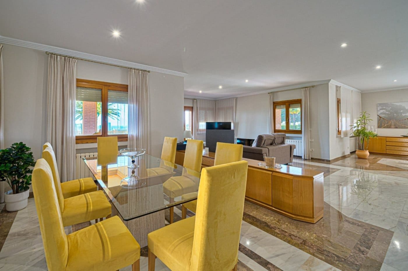 5 quarto Moradia para venda em Calpe / Calp com piscina garagem - 2 200 000 € (Ref: 9003895)