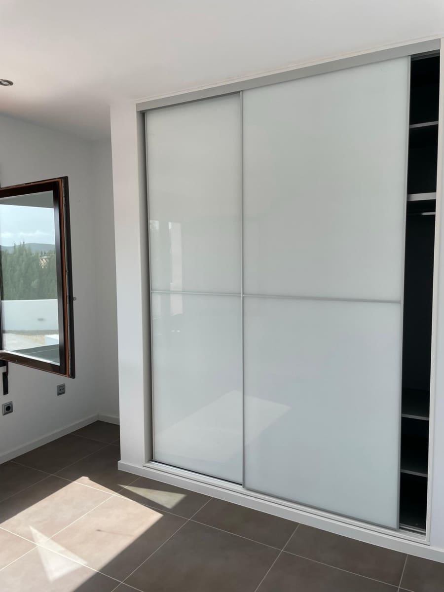 3 bedroom Villa for sale in Moraira with pool - € 1,440,000 (Ref: 9009175)