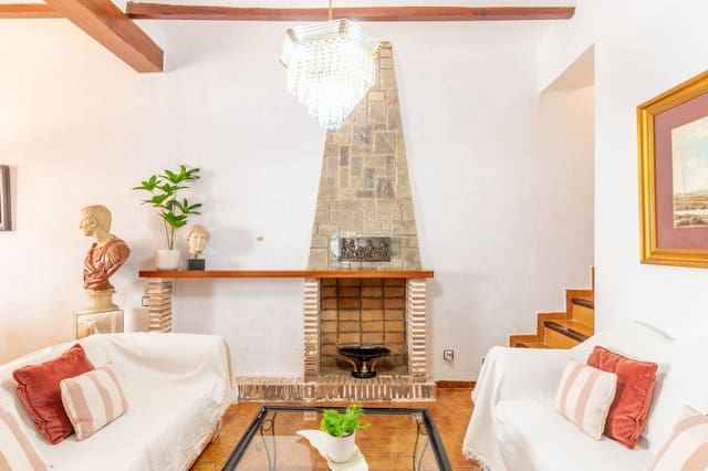 3 soverom Hus til salgs i Teulada Pueblo, Teulada-Moraira - € 239 000 (Ref: 9012957)