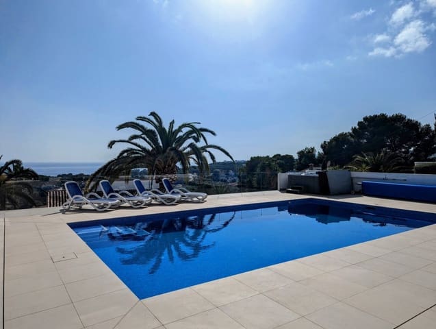 Chalet de 5 habitaciones en Moraira, Teulada-Moraira en venta con piscina garaje - 1.895.000 € (Ref: 9013231)