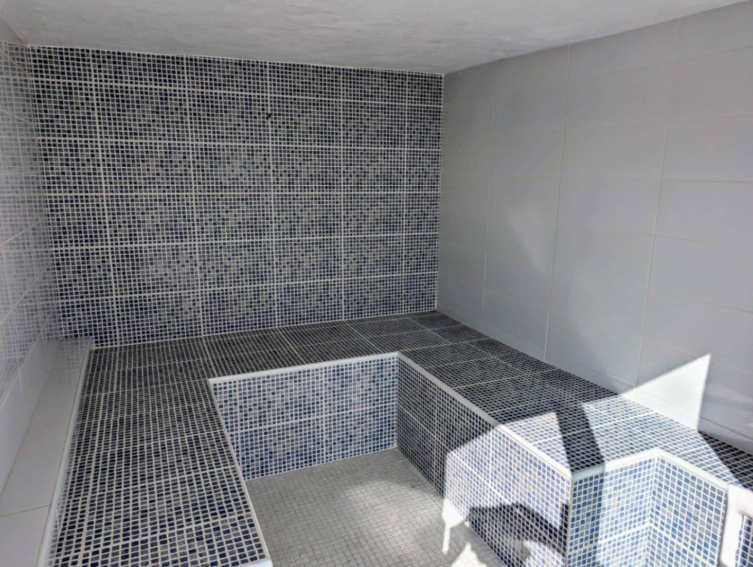 5 bedroom Villa for sale in Moraira with pool garage - € 1,895,000 (Ref: 9013231)