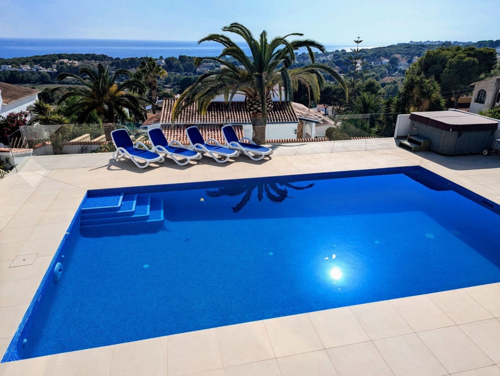 5 bedroom Villa for sale in Moraira with pool garage - € 1,895,000 (Ref: 9013231)