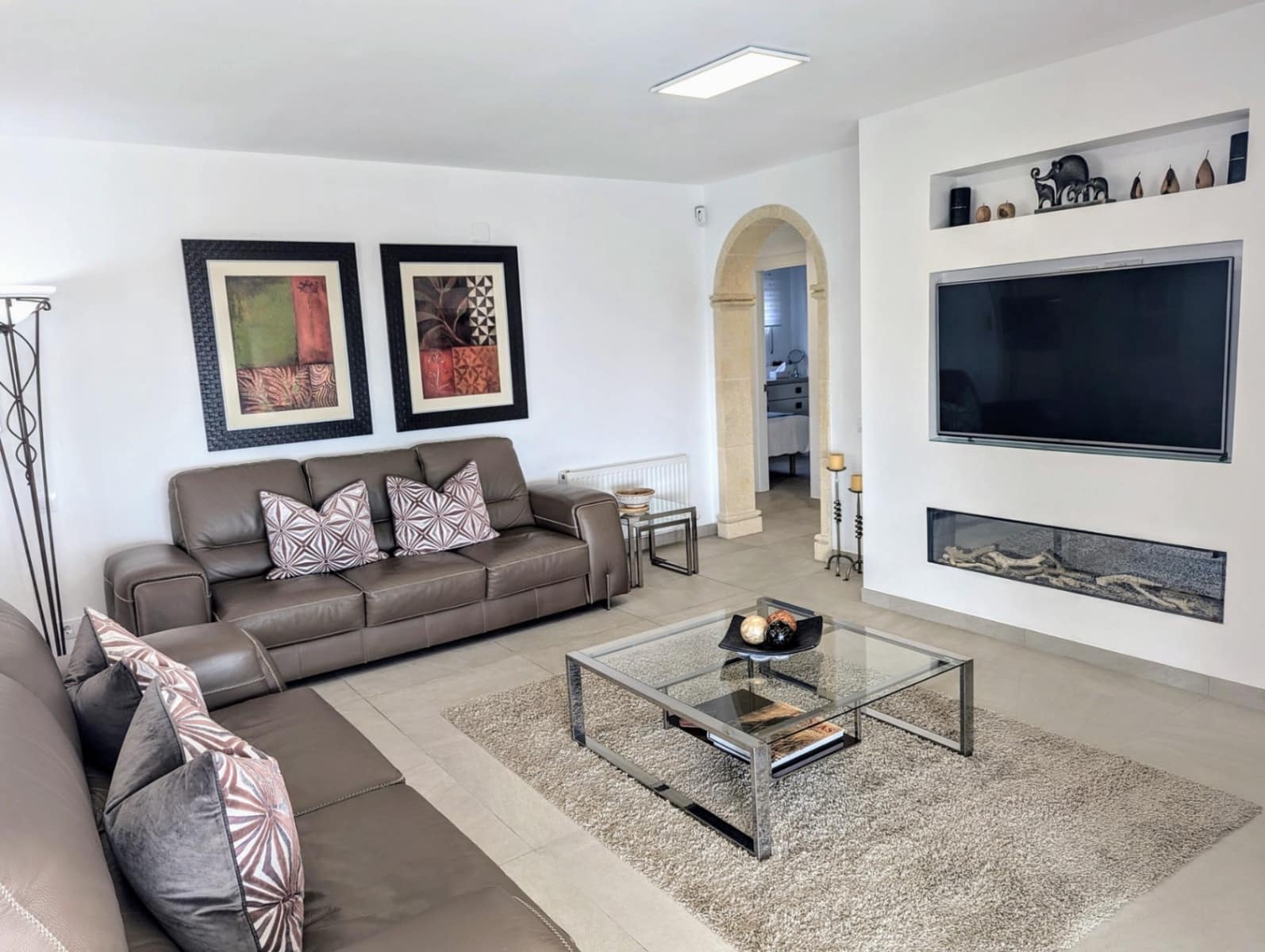 5 bedroom Villa for sale in Moraira with pool garage - € 1,895,000 (Ref: 9013231)