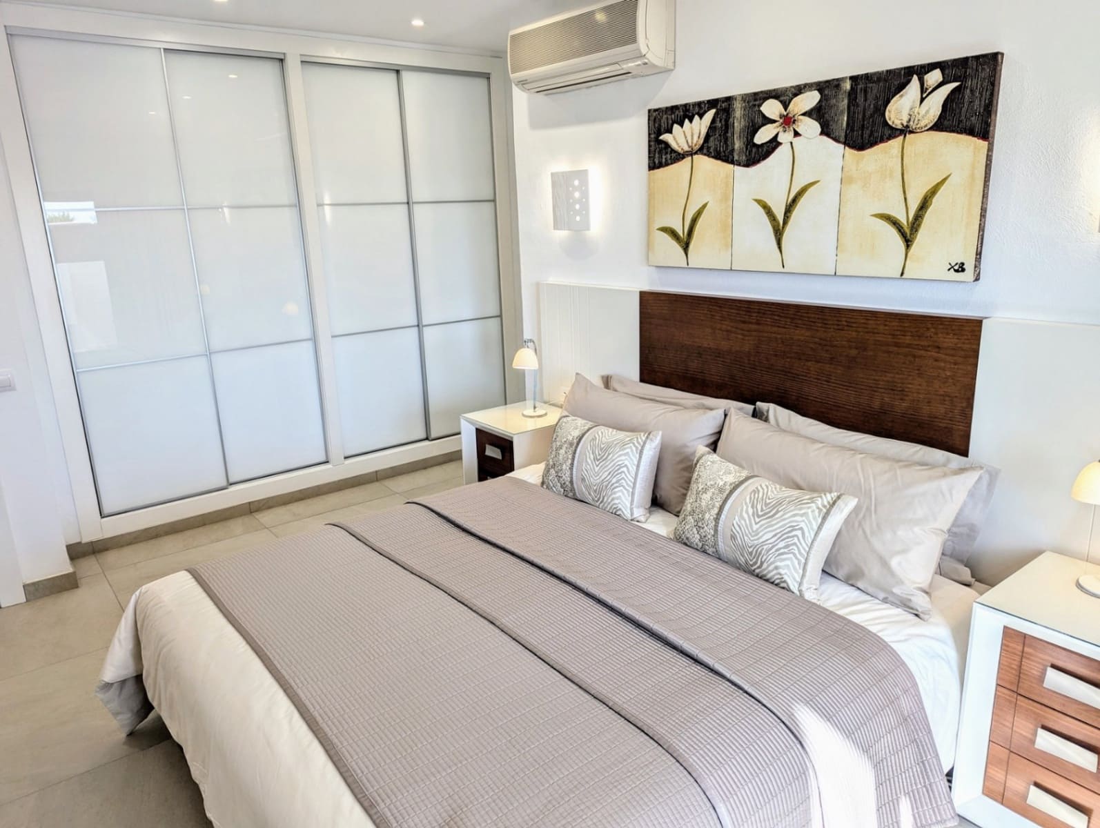 5 bedroom Villa for sale in Moraira with pool garage - € 1,895,000 (Ref: 9013231)