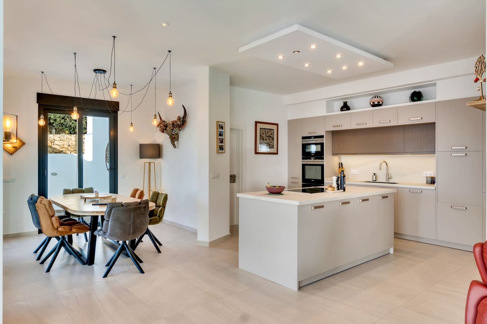 4 slaapkamer Villa te koop in Moraira met zwembad garage - € 1.900.000 (Ref: 9013232)