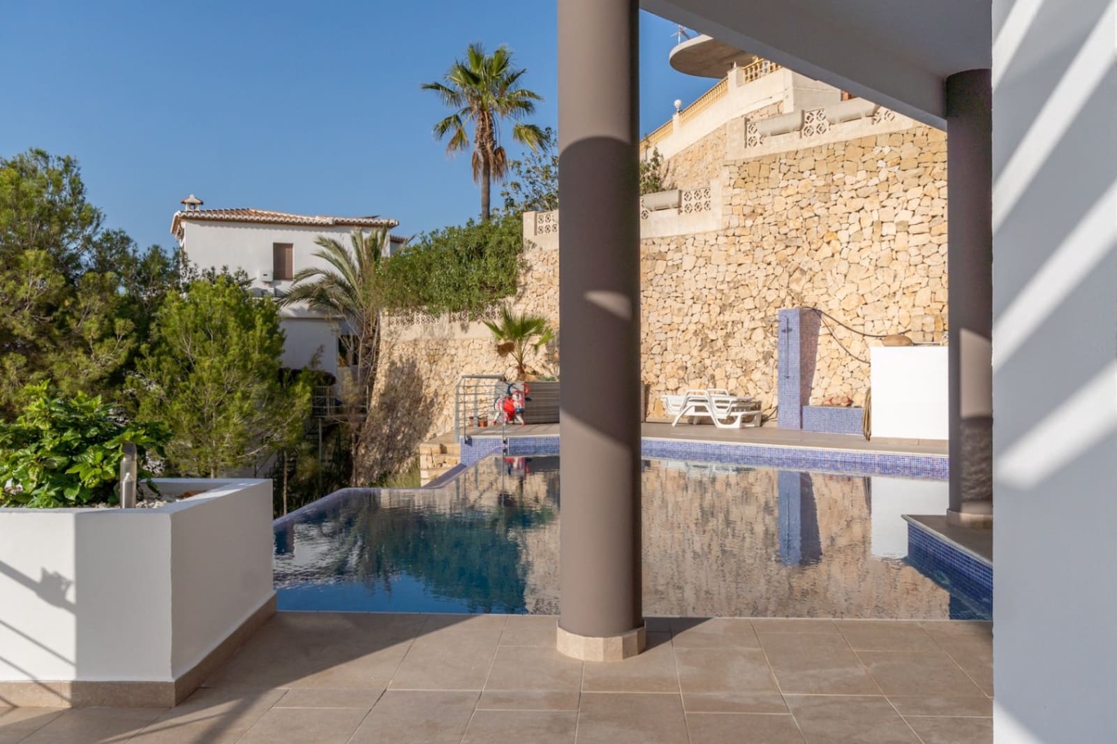 4 slaapkamer Villa te koop in Moraira met zwembad garage - € 1.900.000 (Ref: 9013232)