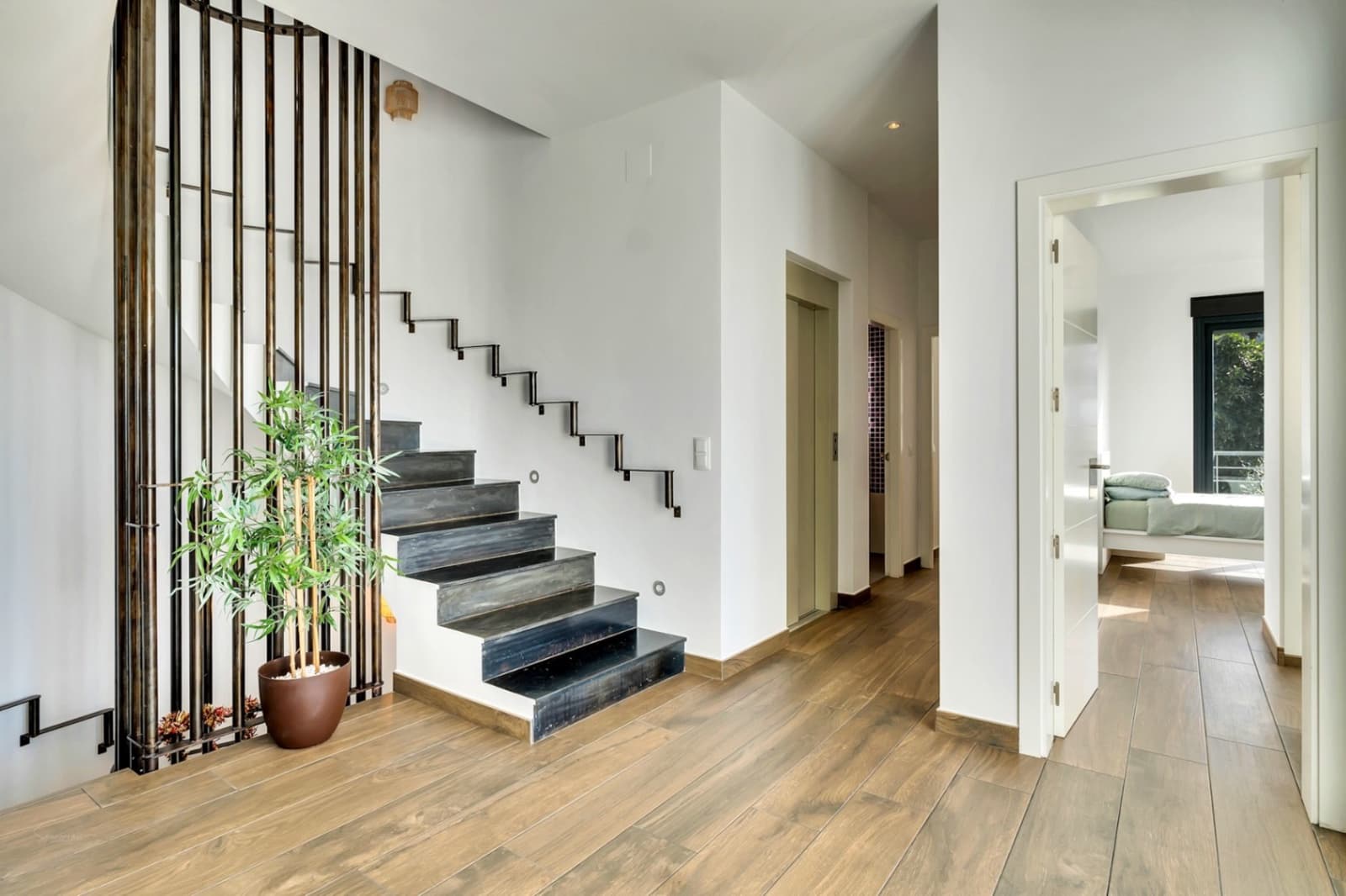 4 slaapkamer Villa te koop in Moraira met zwembad garage - € 1.900.000 (Ref: 9013232)