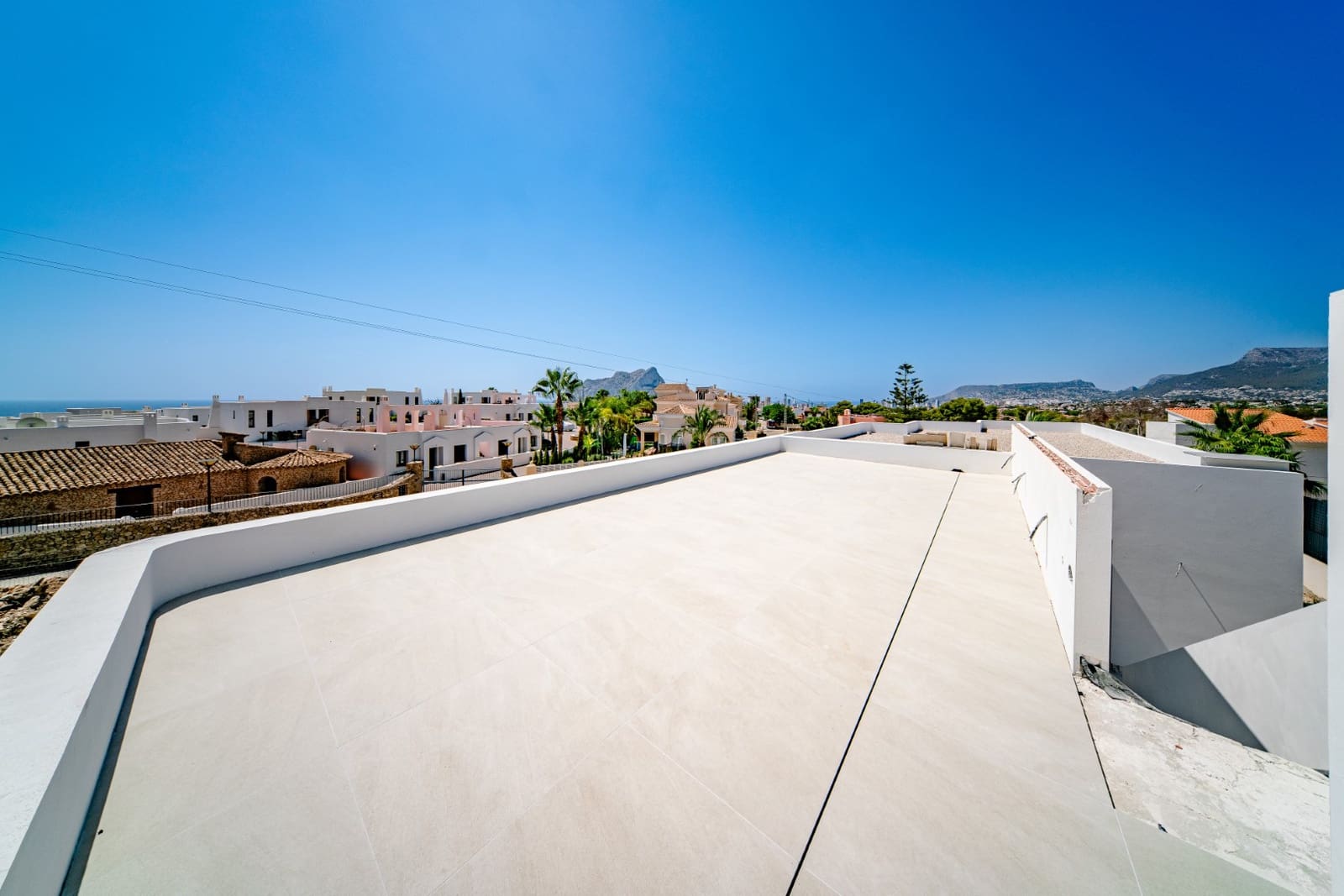 4 chambre Villa/Maison à vendre à Calpe / Calp avec piscine garage - 1 564 000 € (Ref: 9015616)