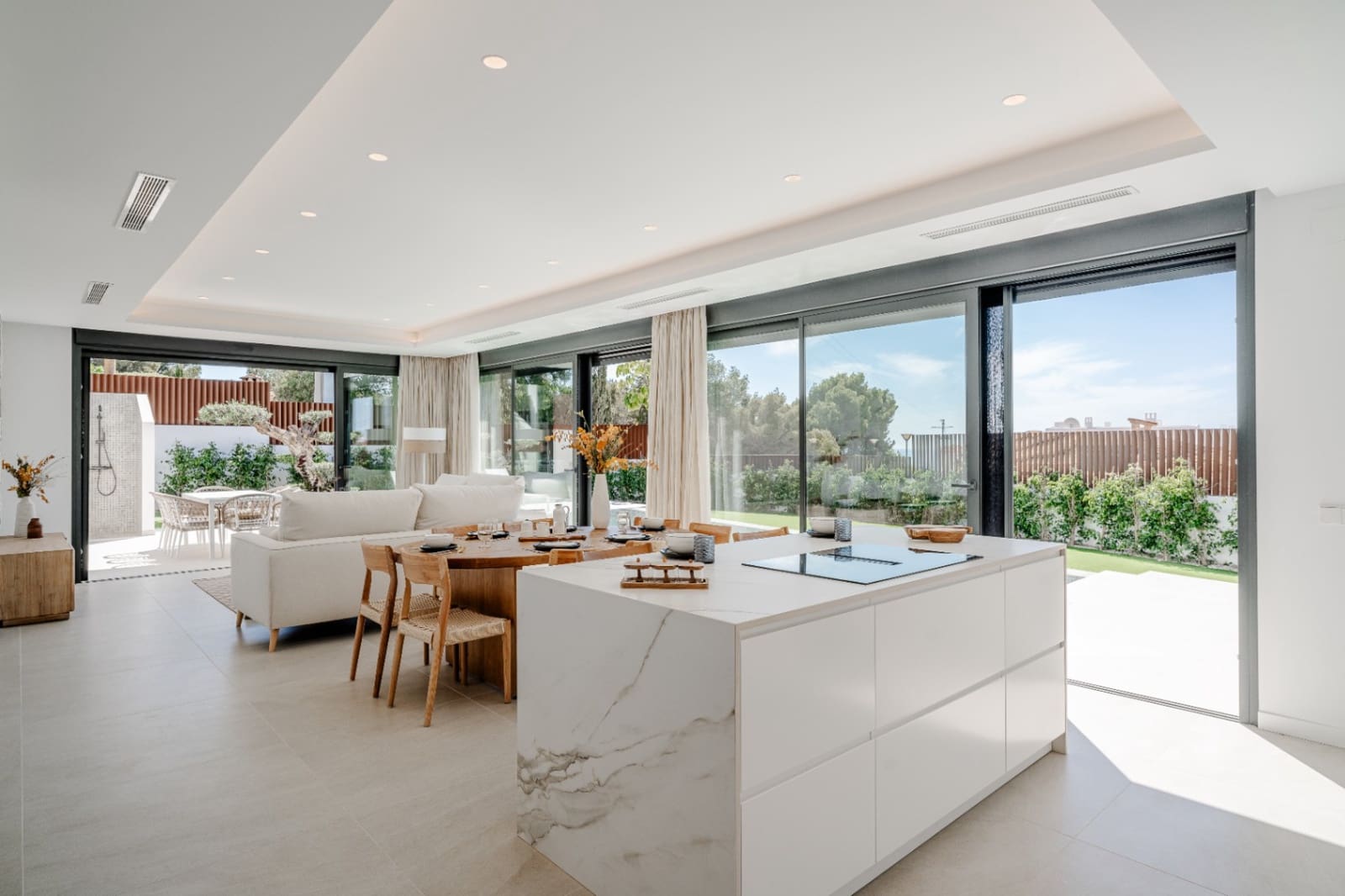 4 Zimmer Villa zu verkaufen in Calpe / Calp mit Pool Garage - 1.564.000 € (Ref: 9043945)